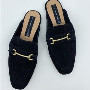 STEVE MADDEN - NEW Black Mules